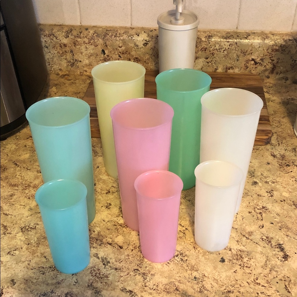 Vintage Tupperware Bundle - Picture 2 of 4